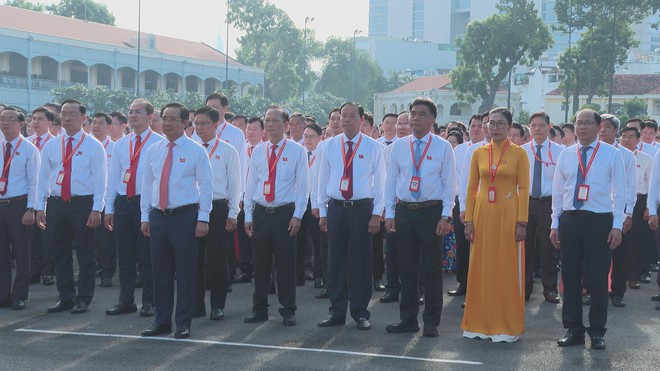 Khai mạc phiên trù bị Đại hội Đảng bộ UBND TP.HCM lần thứ I, nhiệm kỳ 2025 - 2030 - Ảnh 3.