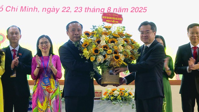 Bí thư Thành ủy TP.HCM yêu cầu tái cấu trúc bộ máy Đại học Quốc gia TP.HCM tinh, gọn, hiệu lực, hiệu năng, hiệu quả - Ảnh 3.