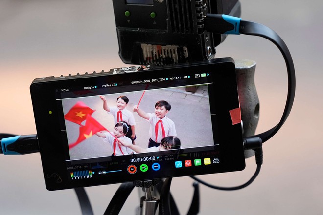 Vì sao MV "Việt Nam - Tự hào tiếp bước tương lai" lọt top đầu loạt bảng xếp hạng? - Ảnh 9.
