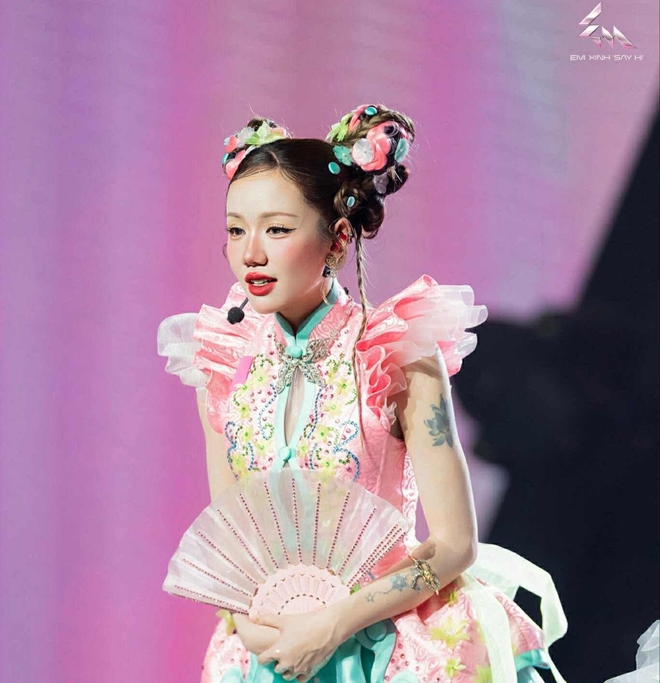 Em Xinh Bích Phương như “trẻ ra 20 tuổi”, Em Xinh Bảo Anh tìm lại được bản thân - Ảnh 4.