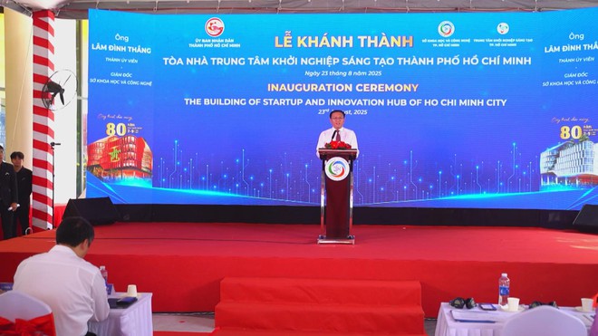 Khánh thành tòa nhà Trung tâm Khởi nghiệp sáng tạo TP.HCM - Ảnh 1.