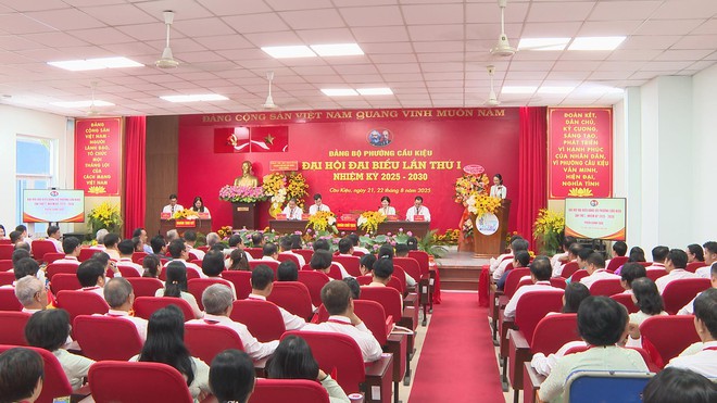 Phường Cầu Kiệu phát huy thế mạnh người dân hiến đất, nhà nước mở rộng hẻm  - Ảnh 1.
