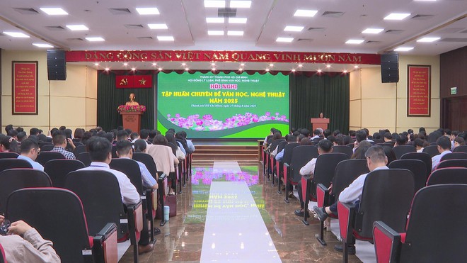 Hội nghị tập huấn Chuyên đề văn học nghệ thuật 2025 - Ảnh 1.