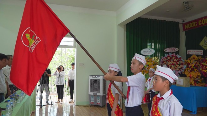 Quảng Ngãi: Trung tâm Võ Hồng Sơn khai giảng năm học mới - Ảnh 1.