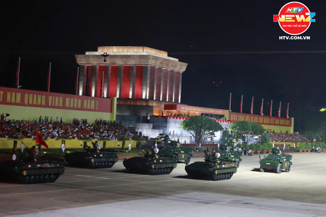 Các khối diễu binh sải bước trong buổi Sơ duyệt tại Quảng trường Ba Đình - Ảnh 8.