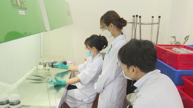 Các nhà khoa học nữ Việt Nam khám phá tiềm năng trong kỷ nguyên khoa học hiện đại- Ảnh 13.