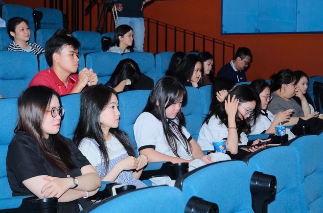 Hãng phim TFS ra mắt phim tài liệu "Mùa Thu khải hoàn"- Ảnh 3.