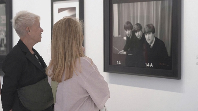 Triển lãm ảnh về The Beatles tại London hé lộ khoảnh khắc đời thường của Paul McCartney - Ảnh 3.
