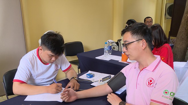 Chung tay lan tỏa tinh thần hiến máu tình nguyện - Ảnh 1.