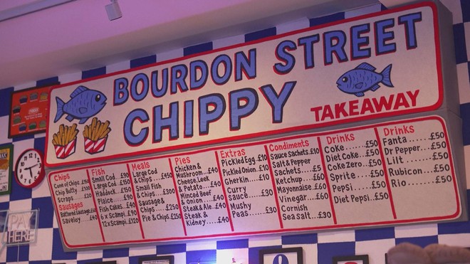 Triển lãm "Fish and Chip" - món ăn quốc hồn quốc túy của Anh - Ảnh 1.