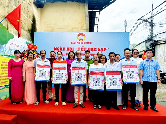 TP.HCM: Phát huy sức mạnh đại đoàn kết qua chuỗi hoạt động “Ngày hội non sông - Dân tộc kết đoàn”- Ảnh 17.