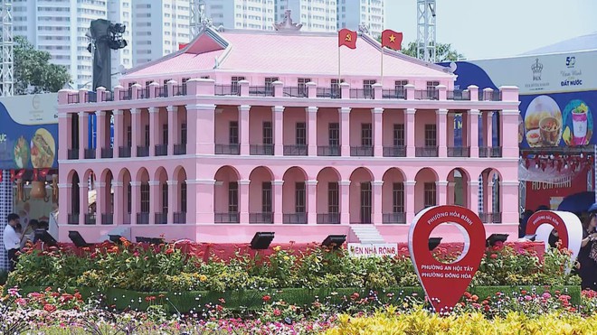 Không gian trưng bày ngoài trời của TP.HCM: Dấu ấn rạng rỡ và khát vọng vươn xa- Ảnh 5.