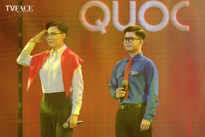 Xúc động với video “Nói tiếp câu chuyện hòa bình” của 20 gương mặt truyền hình- Ảnh 5. Xúc động với video “Nói tiếp câu chuyện hòa bình” của 20 gương mặt truyền hình- Ảnh 5.