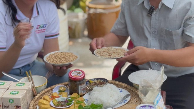 “Bỏ phố về quê”: Nông dân thế hệ mới làm giàu trên quê hương - Ảnh 3.