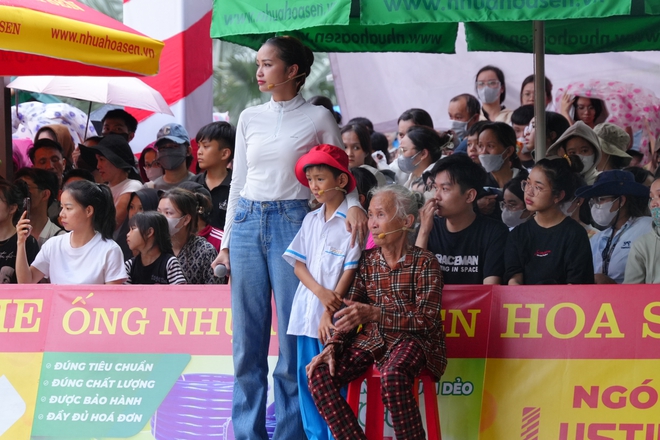 Minh Huy: Con ước thành đầu bếp nấu, nấu bữa ngon cho bà cố- Ảnh 8. Minh Huy: Con ước thành đầu bếp nấu, nấu bữa ngon cho bà cố- Ảnh 8.