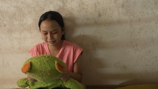 Quỳnh Chi trầm cảm vì mất cha, mẹ làm xa, anh trai khiếm khuyết - Mái ấm gia đình Việt - Ảnh 2.
