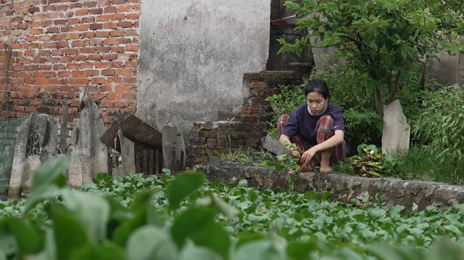 Bảo Châu: Cô bé mồ côi và nỗi cô đơn không lời - Mái ấm gia đình Việt - Ảnh 6.