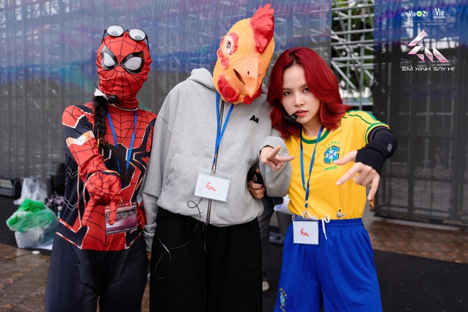 Loạt food truck “xịn sò” tiếp sức cho Em Xinh “Say Hi” Concert - Đêm 1- Ảnh 3. Loạt food truck “xịn sò” tiếp sức cho Em Xinh “Say Hi” Concert - Đêm 1- Ảnh 3.