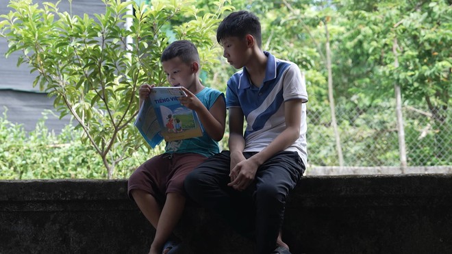 Hữu Bảo nghẹn ngào: "Chỉ sợ một ngày cha mẹ không còn..." - Mái ấm gia đình Việt - Ảnh 7.