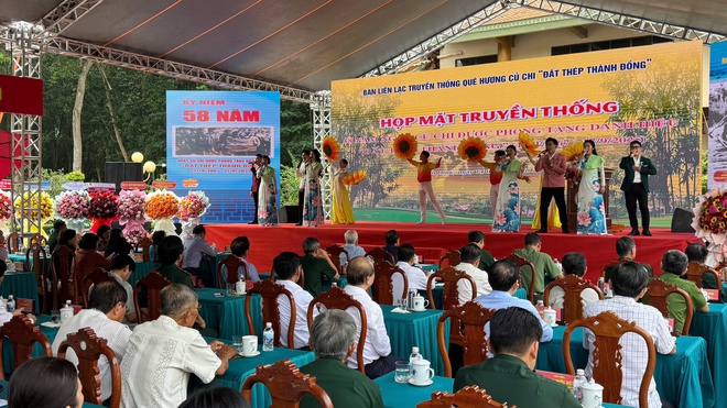 Họp mặt kỷ niệm 58 năm Củ Chi được phong tặng danh hiệu Đất thép Thành đồng (17/9/1967 - 17/9/2025)- Ảnh 1.