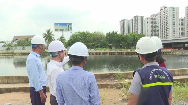 TP.HCM gỡ vướng cho các dự án trọng điểm, đẩy nhanh tiến độ giải ngân đầu tư công - Ảnh 4.