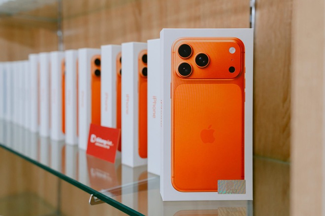 iPhone 17, iPhone Air “gây sốt” ngày chính thức mở bán tại Việt Nam  - Ảnh 5.