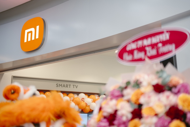 Xiaomi khai trương cửa hàng Xiaomi Store đầu tiên tại Việt Nam - Ảnh 2.