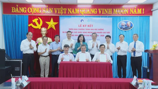 Lễ ký kết chương trình nha học đường tại Côn Đảo - Ảnh 3.