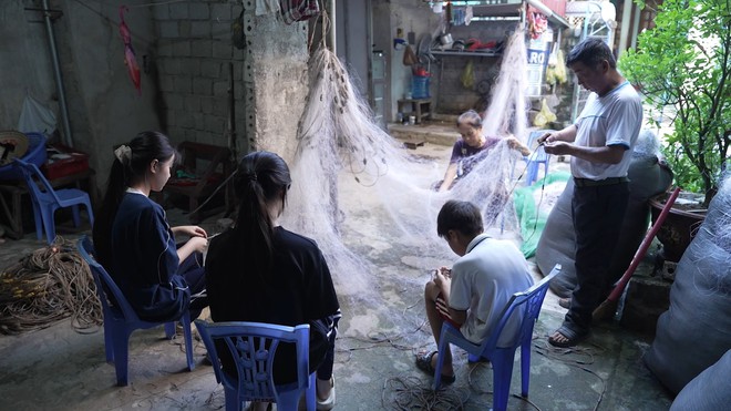 Duy Phước: Con phải ở lại thay cha chăm sóc ông bà - Mái ấm gia đình Việt- Ảnh 8.