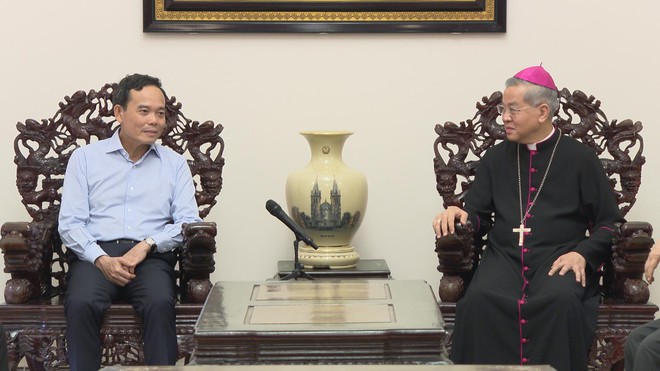 Lãnh đạo TP.HCM thăm các cơ sở tôn giáo trên địa bàn - Ảnh 3.