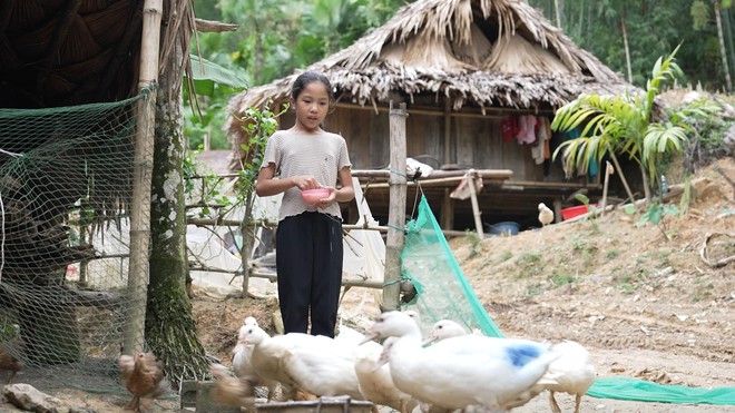Ngân Thị Nhất: Người phụ nữ khuyết tật gồng gánh nuôi hai con sau biến cố mất chồng - Ảnh 8.