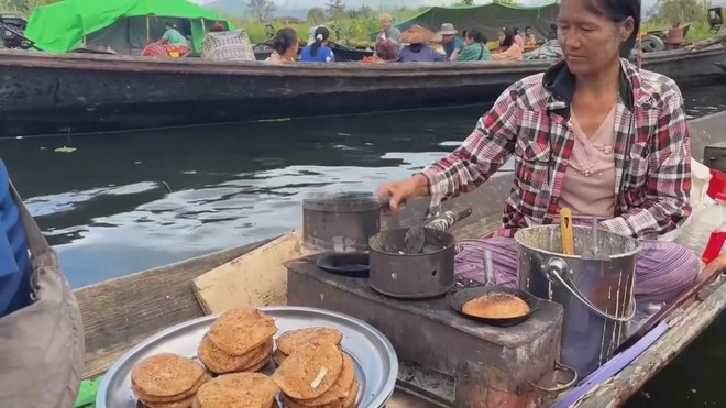 Myanmar: Rực rỡ Lễ hội chùa Phaung Daw Oo sau nhiều năm gián đoạn - Ảnh 7.