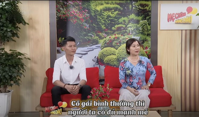 Mẹ vợ "lắp camera theo dõi con rể" vì lo cho cô con gái tí hon - Ảnh 1.