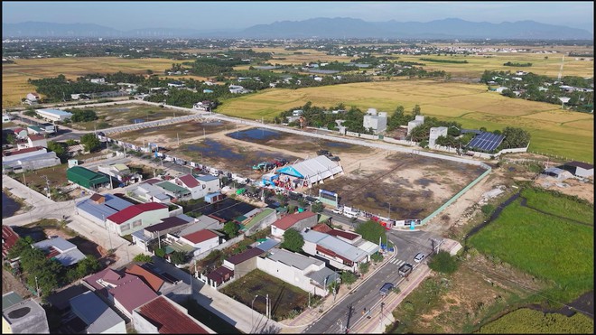 Bất động sản "lệch pha" cung cầu vì rào cản chuyển mục đích sử dụng đất - Ảnh 3.