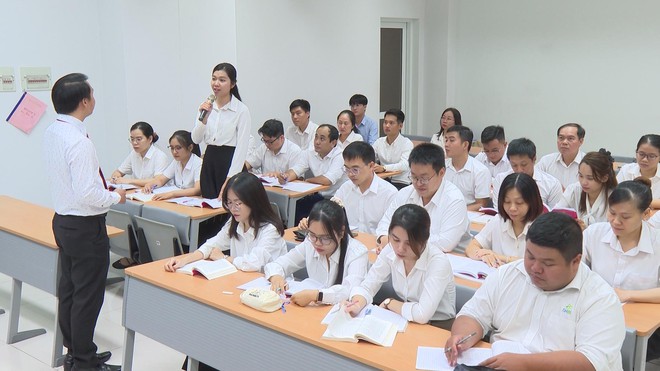 TP.HCM tăng cường giáo dục chính trị tư tưởng, đạo đức cách mạng cho đội ngũ cán bộ, đảng viên - Ảnh 5.