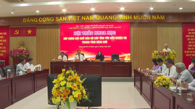 TP.HCM tăng cường giáo dục chính trị tư tưởng, đạo đức cách mạng cho đội ngũ cán bộ, đảng viên - Ảnh 6.
