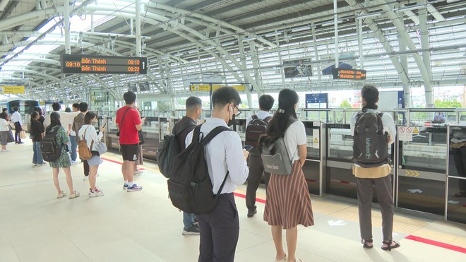 Lượng hành khách dùng thẻ MultiPass đi Metro số 1 tăng mạnh  - Ảnh 2.
