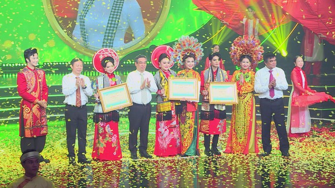Dấu ấn 20 năm – Khép lại một mùa Chuông vàng thành công - Ảnh 12.