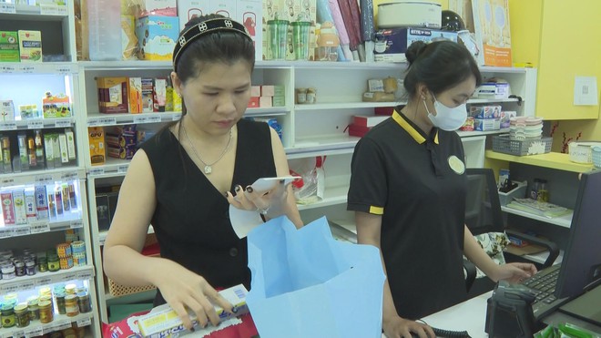 Ngành thuế TP.HCM tuyên truyền, hỗ trợ trước thời điểm bỏ thuế khoán - Ảnh 1.
