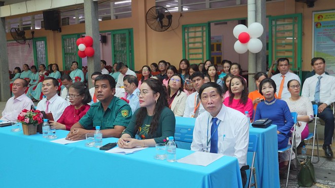 Trường THCS Phan Tây Hồ khai giảng năm học mới, hướng tới 50 năm xây dựng và trưởng thành - Ảnh 5.