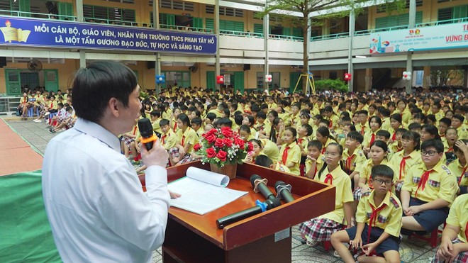 Trường THCS Phan Tây Hồ khai giảng năm học mới, hướng tới 50 năm xây dựng và trưởng thành - Ảnh 7.