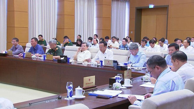Khai mạc Phiên họp thứ 49 của Ủy ban Thường vụ Quốc hội - Ảnh 2.