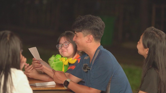 “Tô màu vùng xa” lan tỏa sắc màu yêu thương- Ảnh 13. “Tô màu vùng xa” lan tỏa sắc màu yêu thương- Ảnh 13.