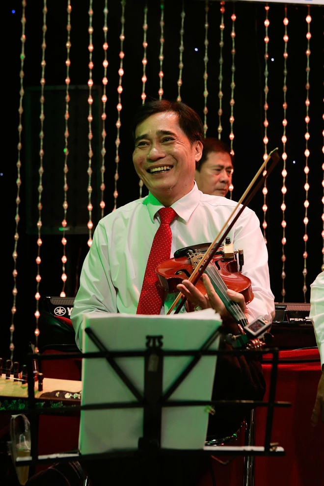 Những người “đánh động” ngân vang chuông vàng - Ảnh 5.