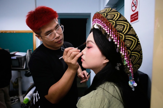 Những người “đánh động” ngân vang chuông vàng - Ảnh 8.