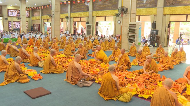 Lễ Vu Lan báo hiếu: Lan tỏa truyền thống hiếu hạnh, uống nước nhớ nguồn - Ảnh 1.
