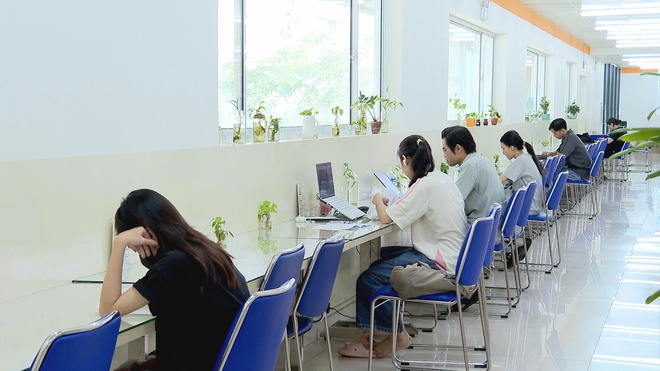 Học phí không còn là trở ngại lớn với sinh viên khó khăn - Ảnh 4.