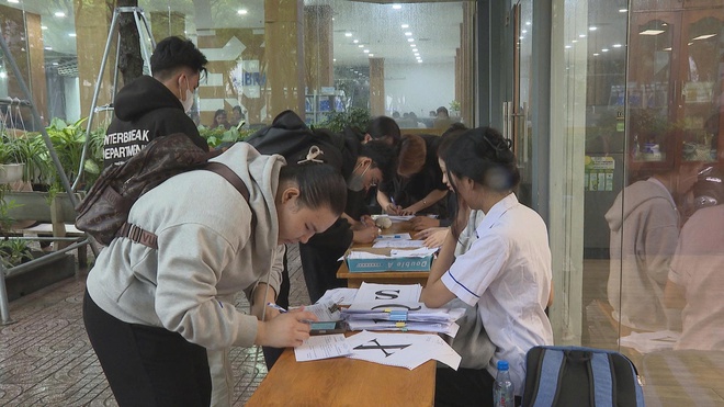 Học phí không còn là trở ngại lớn với sinh viên khó khăn - Ảnh 5.