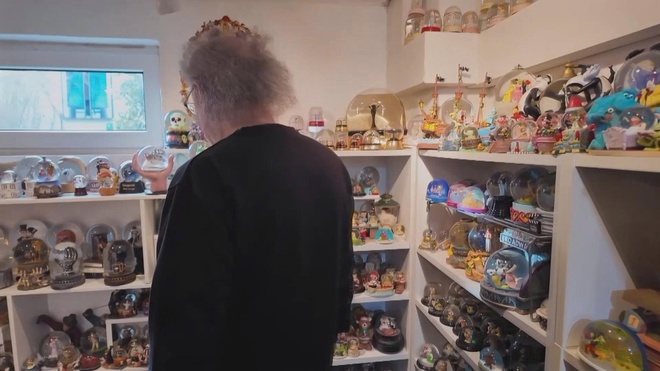 Bộ sưu tập quả cầu tuyết lớn nhất thế giới - Ảnh 1.