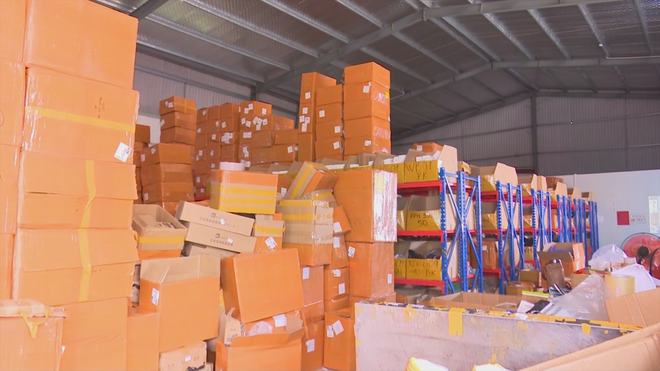 TP. Hồ Chí Minh xử lý hơn 24.600 vụ vi phạm, thu nộp ngân sách 5.800 tỷ đồng từ chống buôn lậu - Ảnh 6.